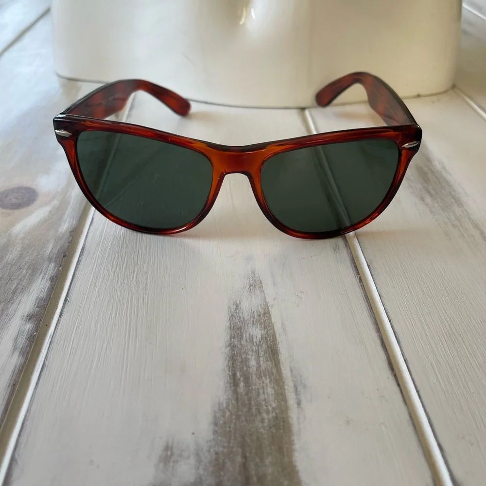 Vintage Hang Ten Sunglasses